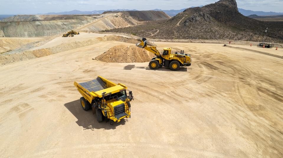 Featured image for pronto i komatsu zapuskayut avtonomnye sistemy dlya karernoj tehniki