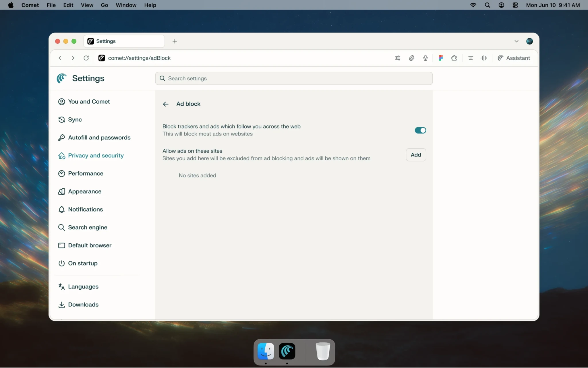 Интерфейс настроек блокировки рекламы и трекеров в браузере Comet
