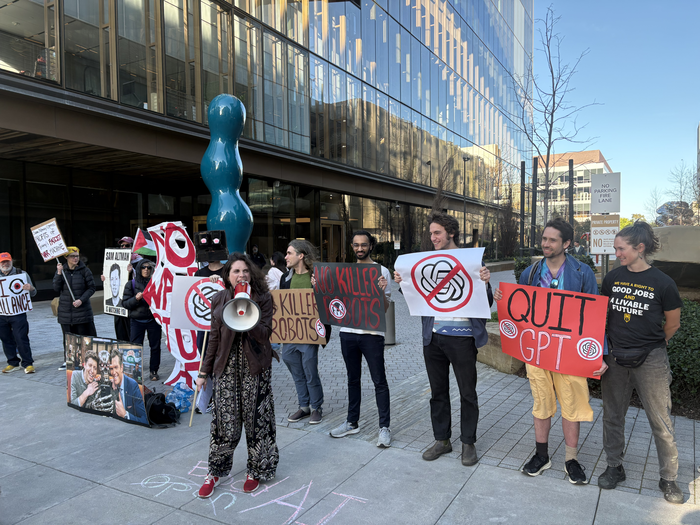 протест QuitGPT